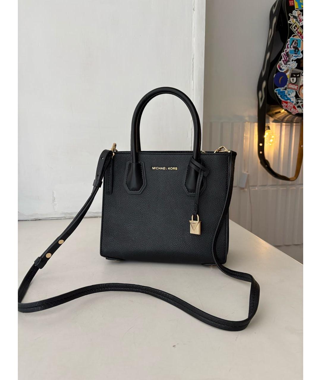 MICHAEL MICHAEL KORS Черная кожаная сумка с короткими ручками, фото 2