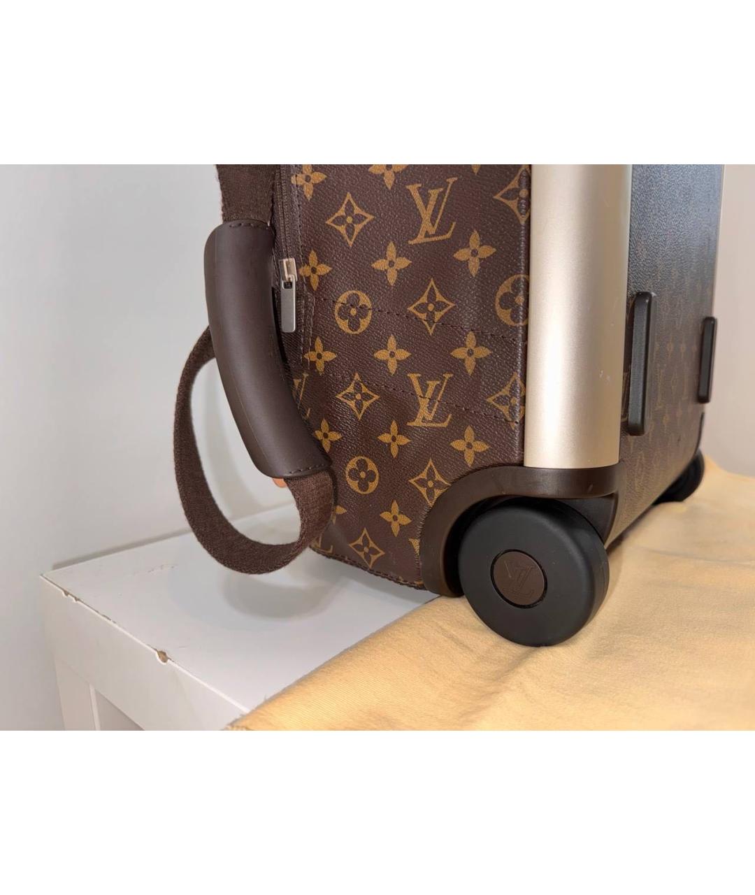 LOUIS VUITTON Коричневый кожаный чемодан, фото 8