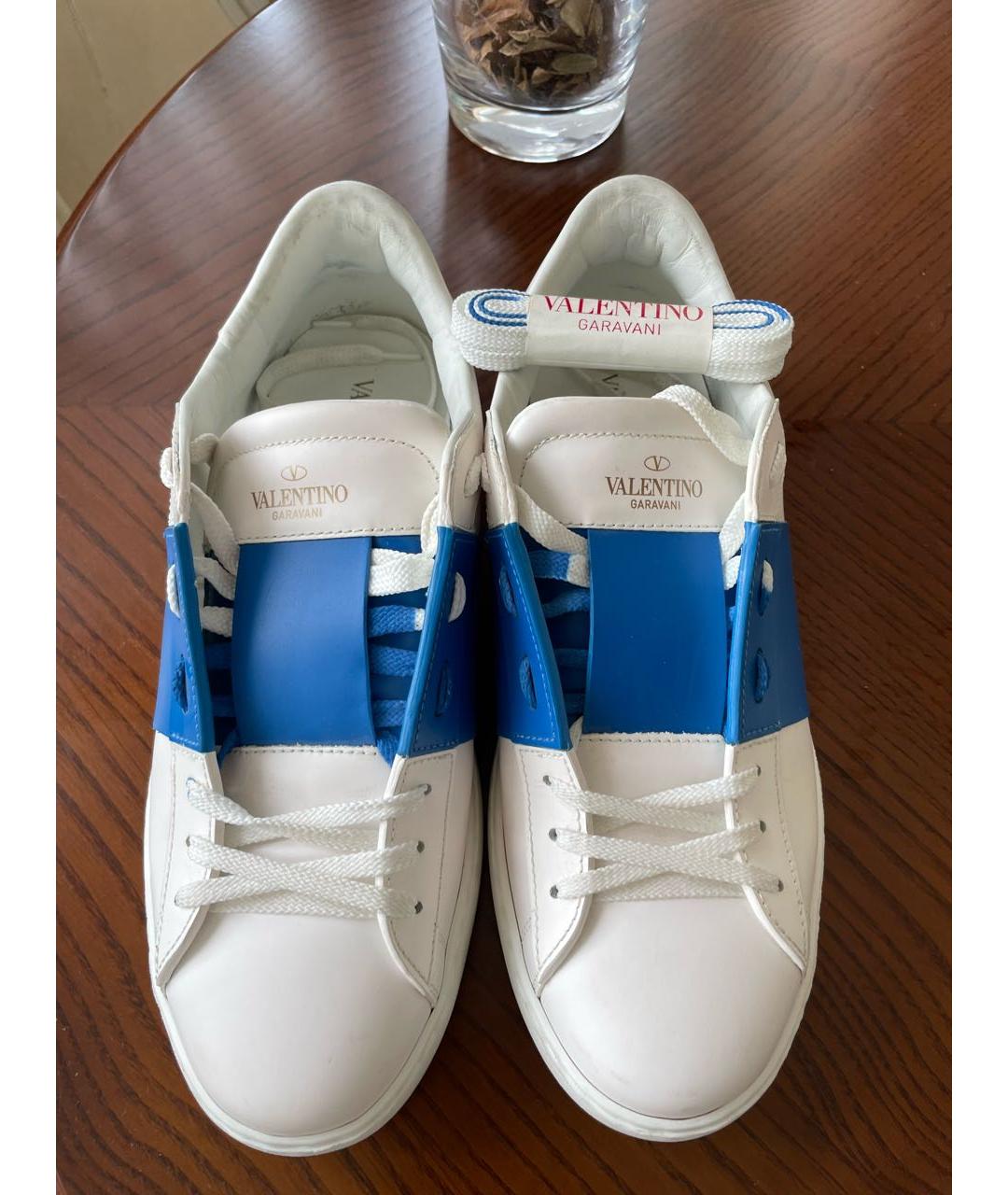 VALENTINO Белые кожаные низкие кроссовки / кеды, фото 3