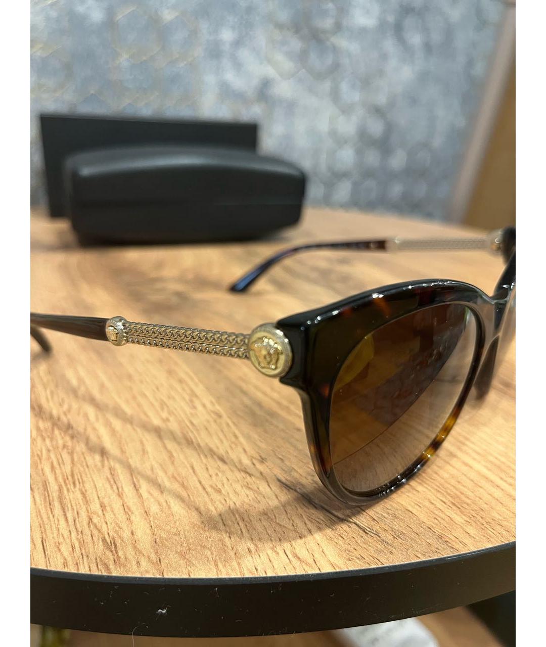 VERSACE Коричневые пластиковые солнцезащитные очки, фото 3