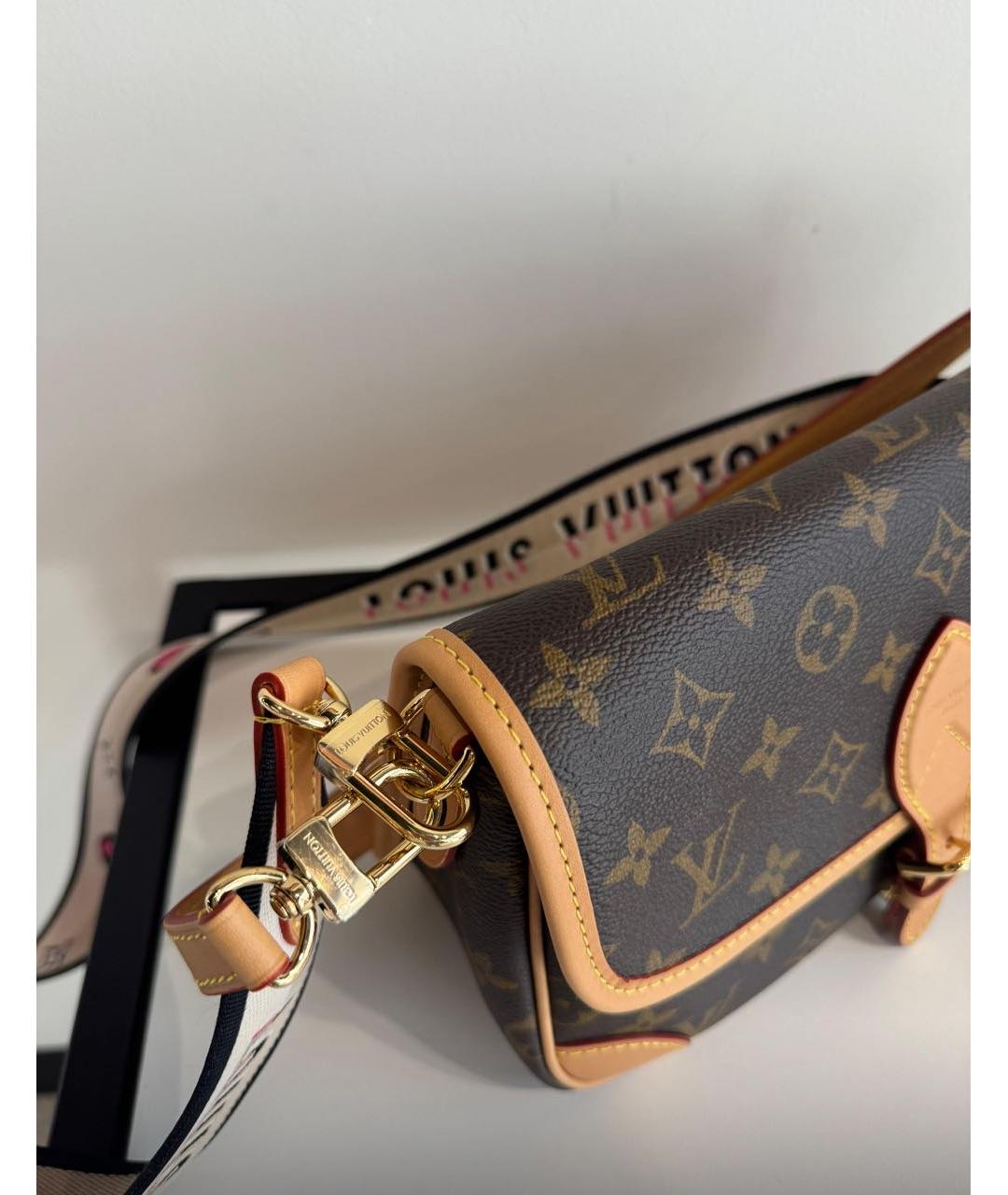 LOUIS VUITTON Коричневая сумка через плечо, фото 8
