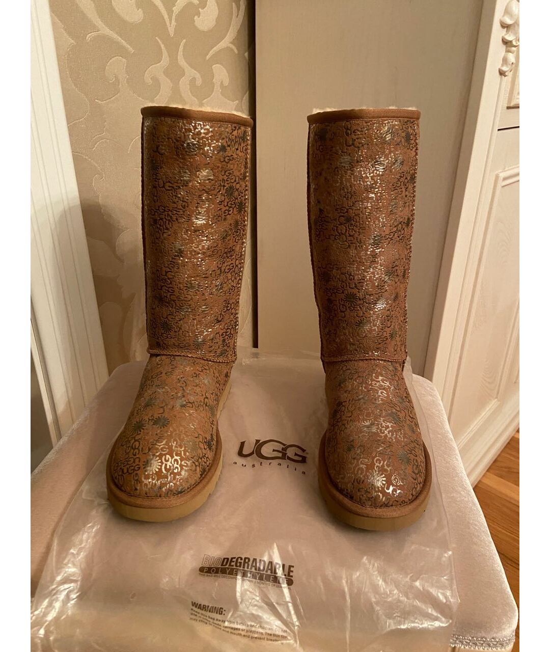 UGG AUSTRALIA Бежевые сапоги, фото 2