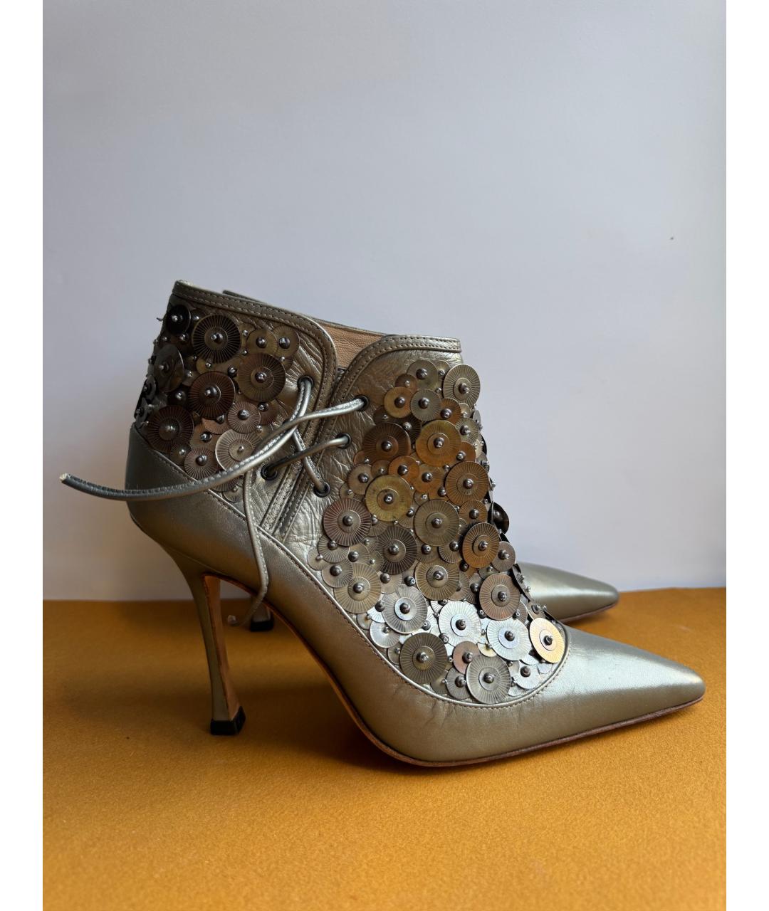 MANOLO BLAHNIK Серебряные кожаные ботильоны, фото 8
