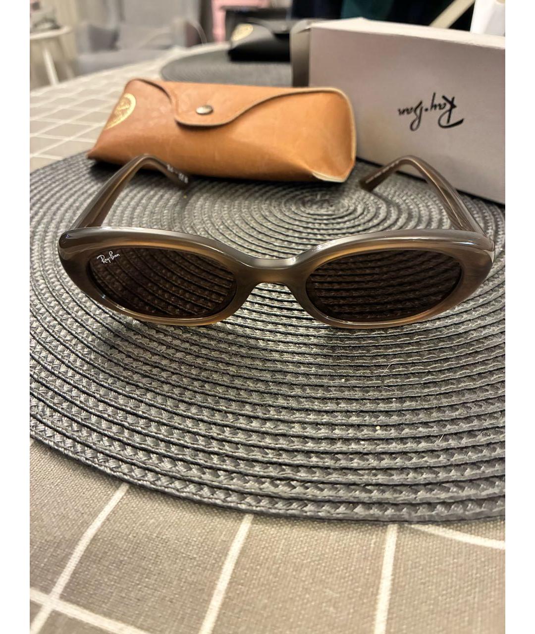 RAY BAN Коричневые пластиковые солнцезащитные очки, фото 4