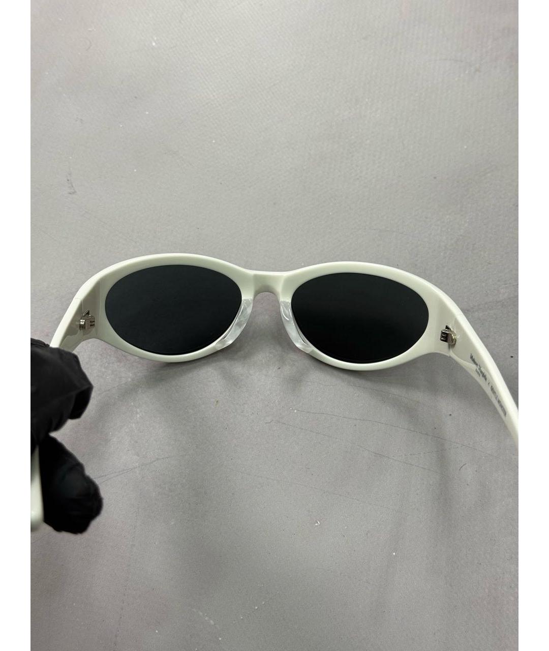 MAISON MARGIELA Белые пластиковые солнцезащитные очки, фото 4