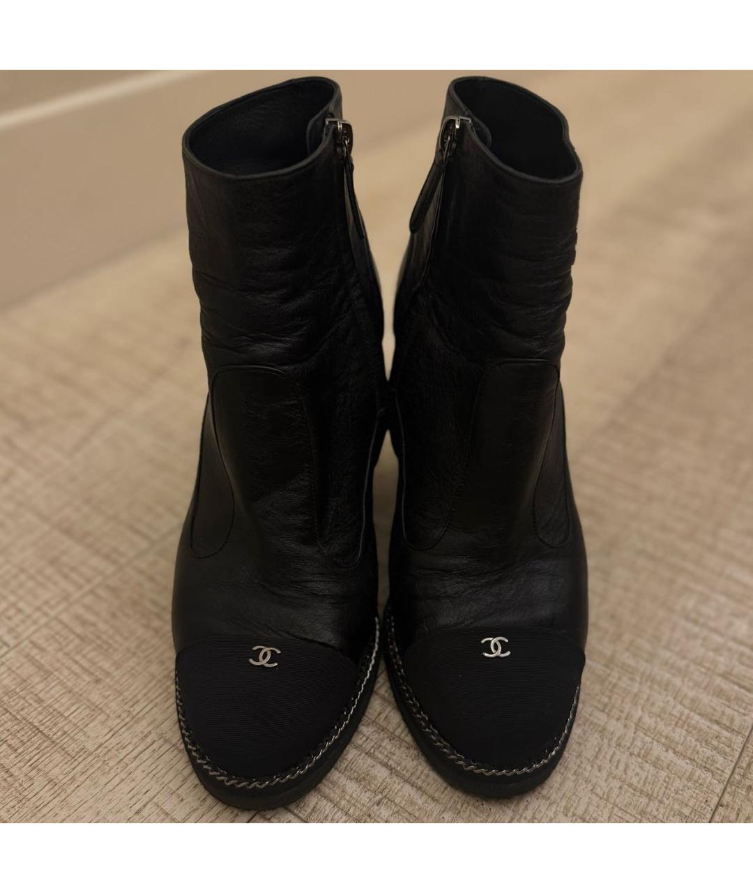 CHANEL Черные кожаные ботильоны, фото 2
