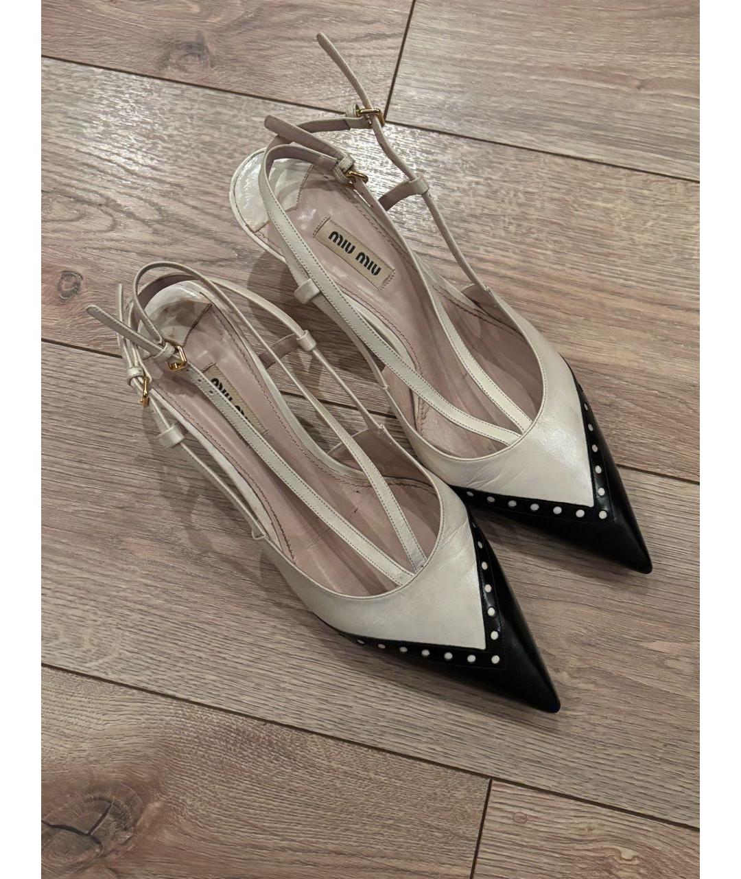 MIU MIU Кожаные лодочки на низком каблуке, фото 2