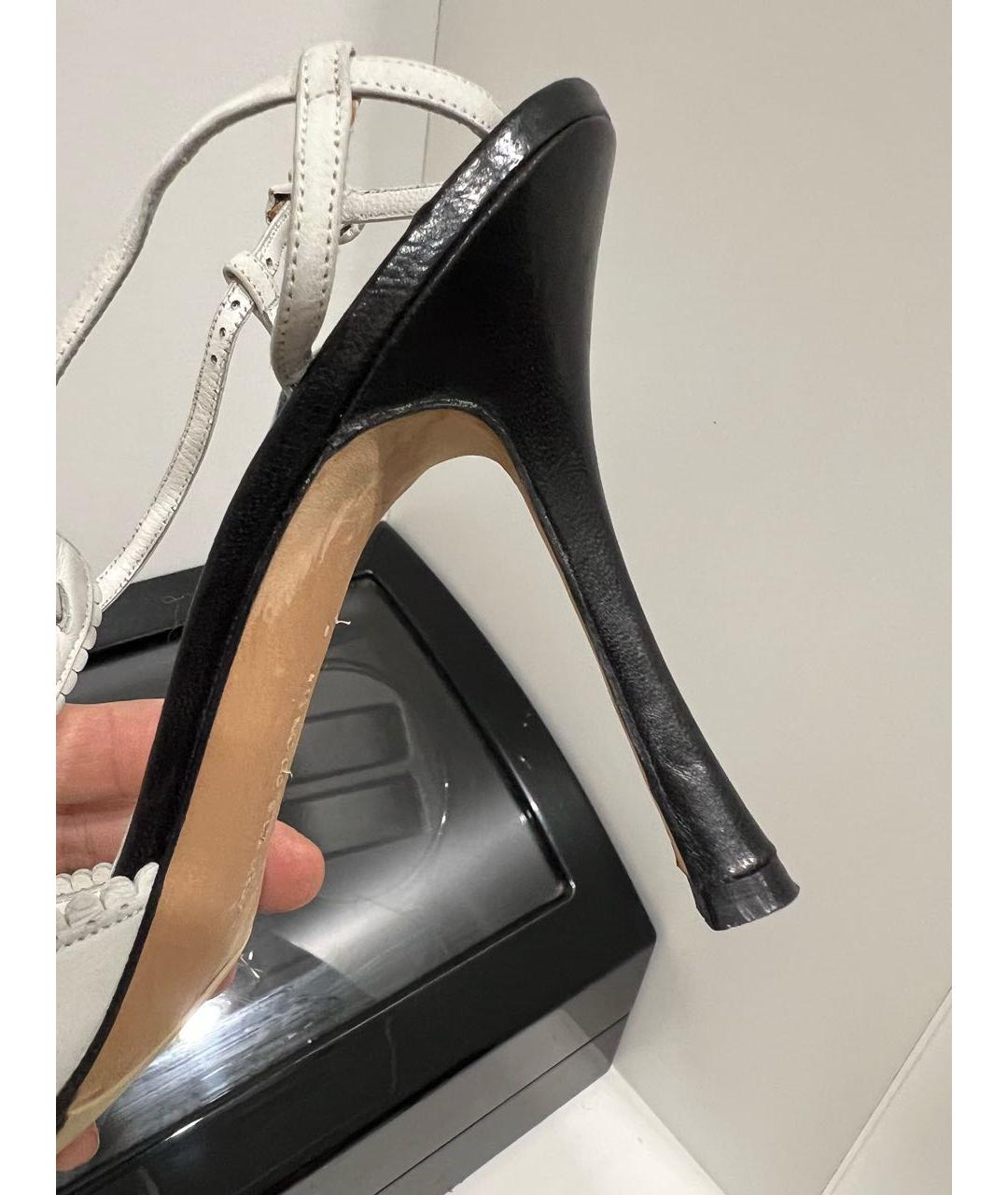 MANOLO BLAHNIK Белые кожаные босоножки, фото 6