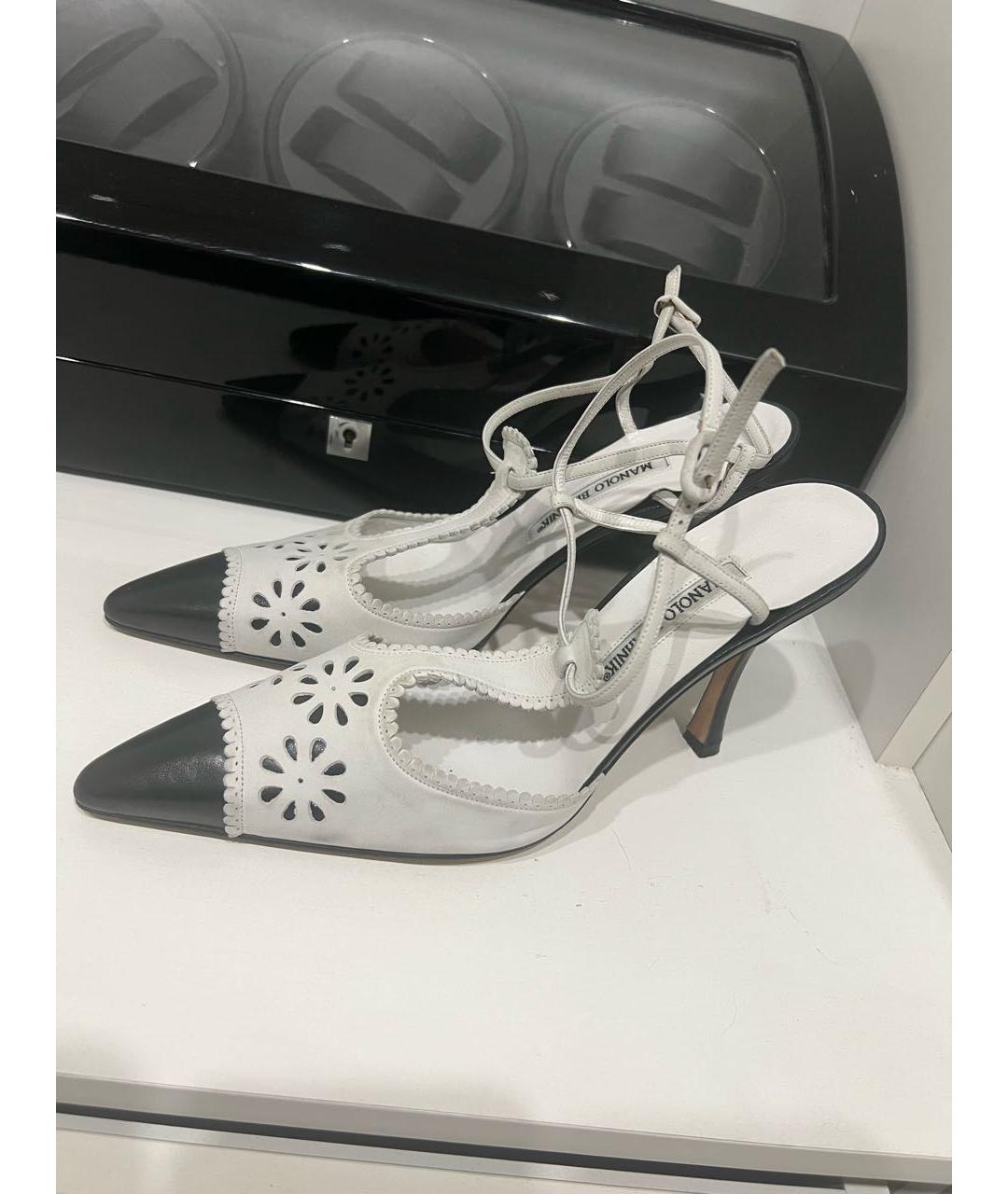MANOLO BLAHNIK Белые кожаные босоножки, фото 2