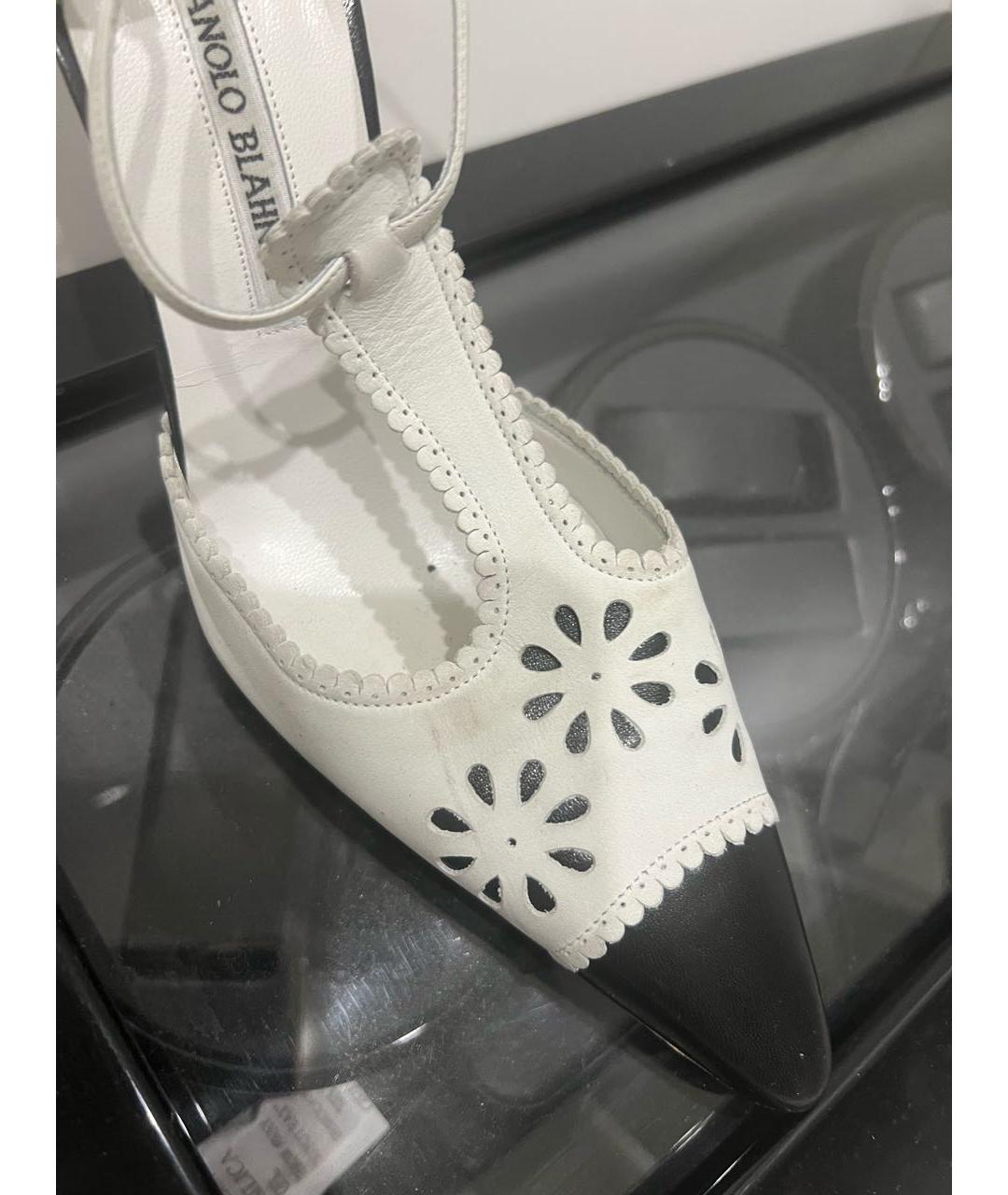 MANOLO BLAHNIK Белые кожаные босоножки, фото 4