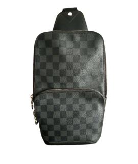 LOUIS VUITTON Сумка на плечо