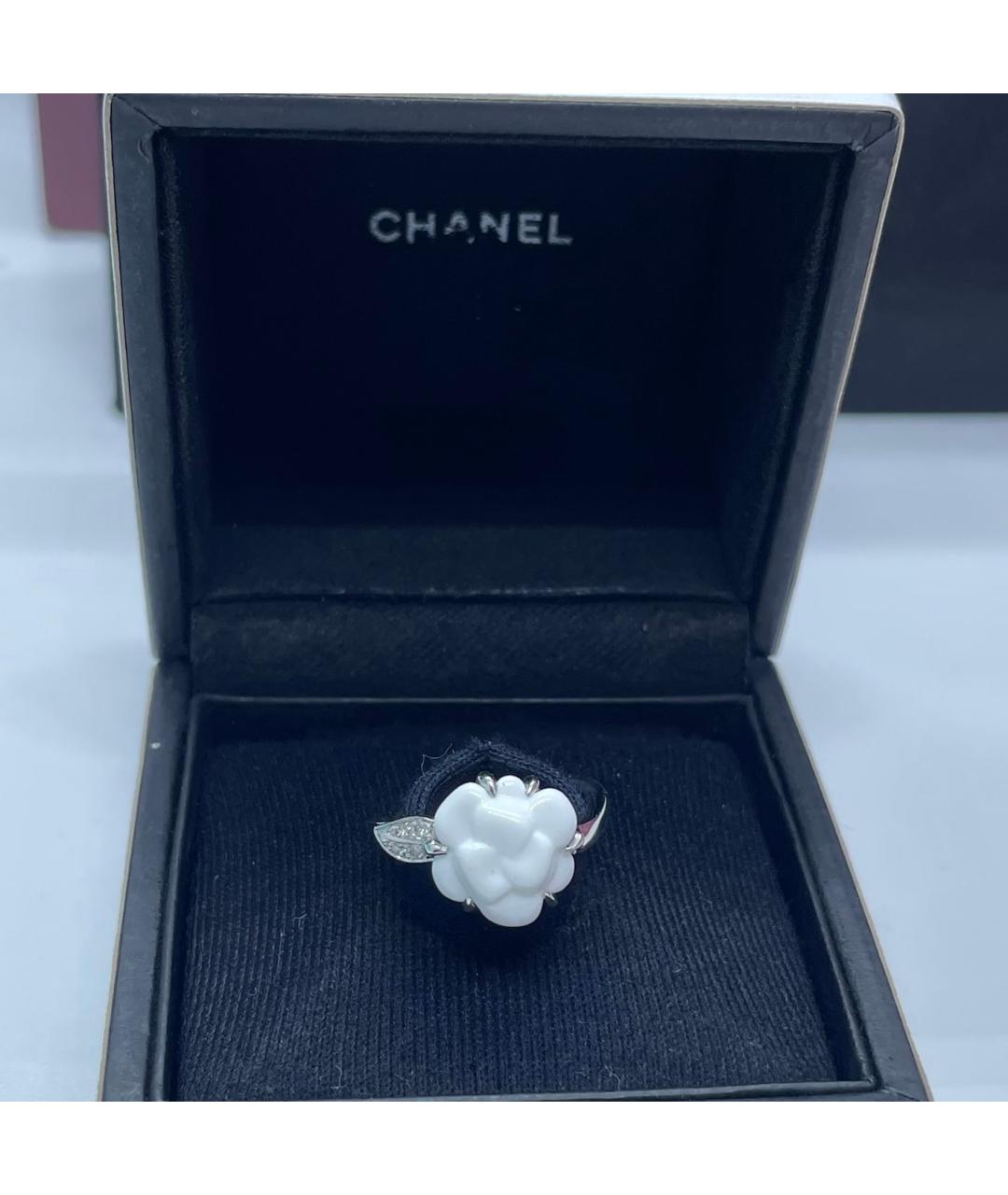 CHANEL Белое кольцо из белого золота, фото 2