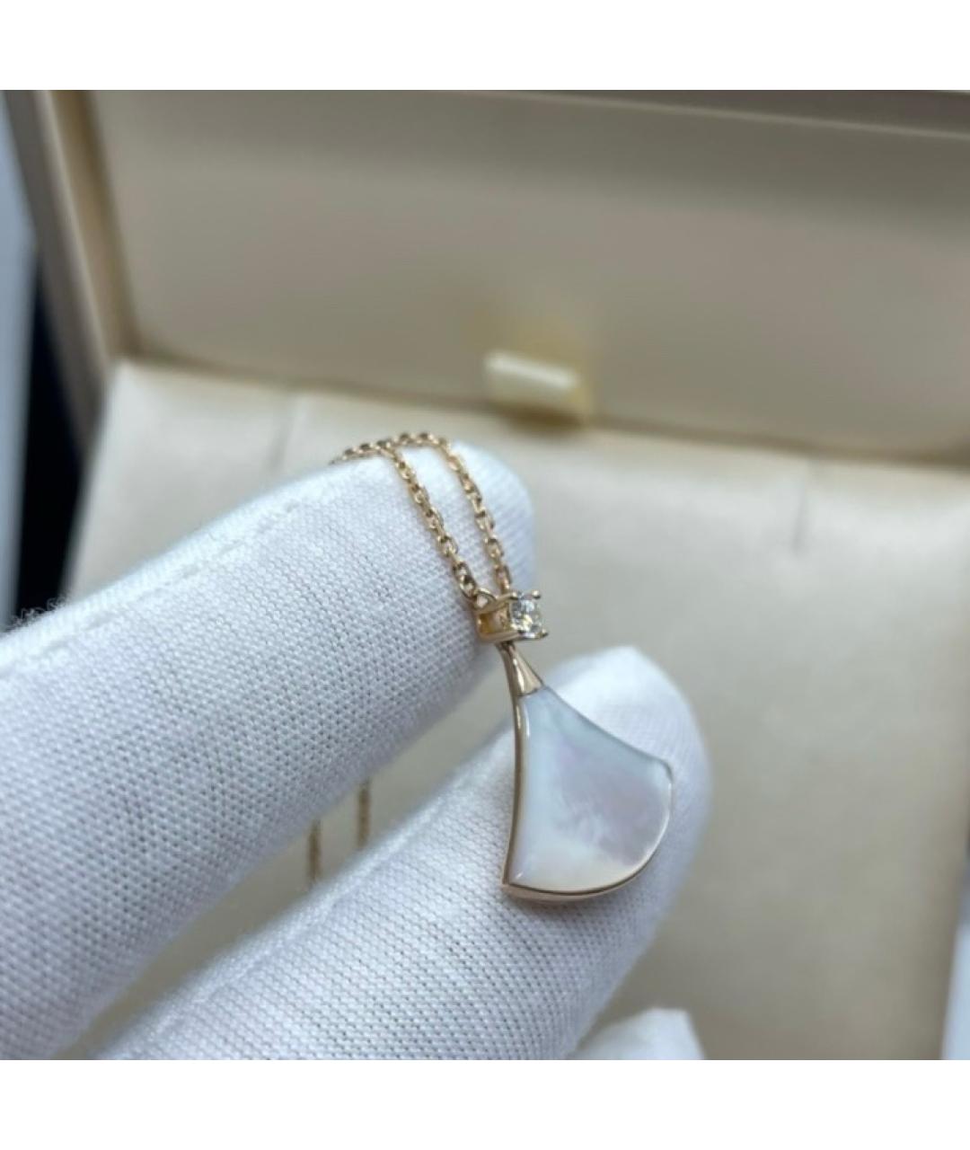 BVLGARI Белая подвеска из розового золота, фото 4