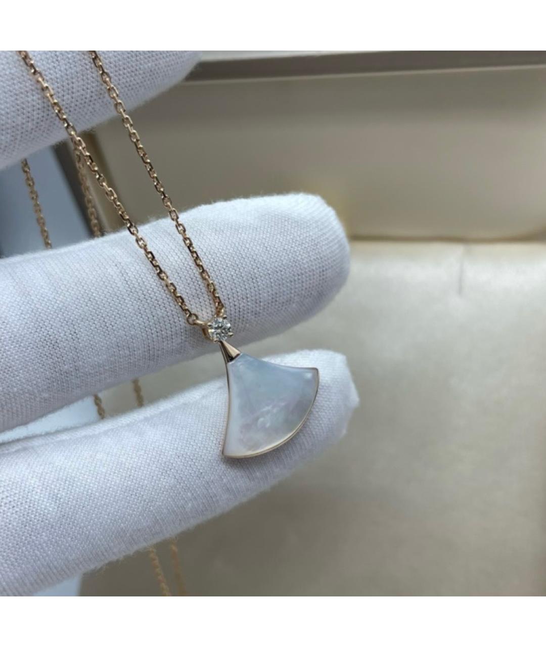 BVLGARI Белая подвеска из розового золота, фото 5