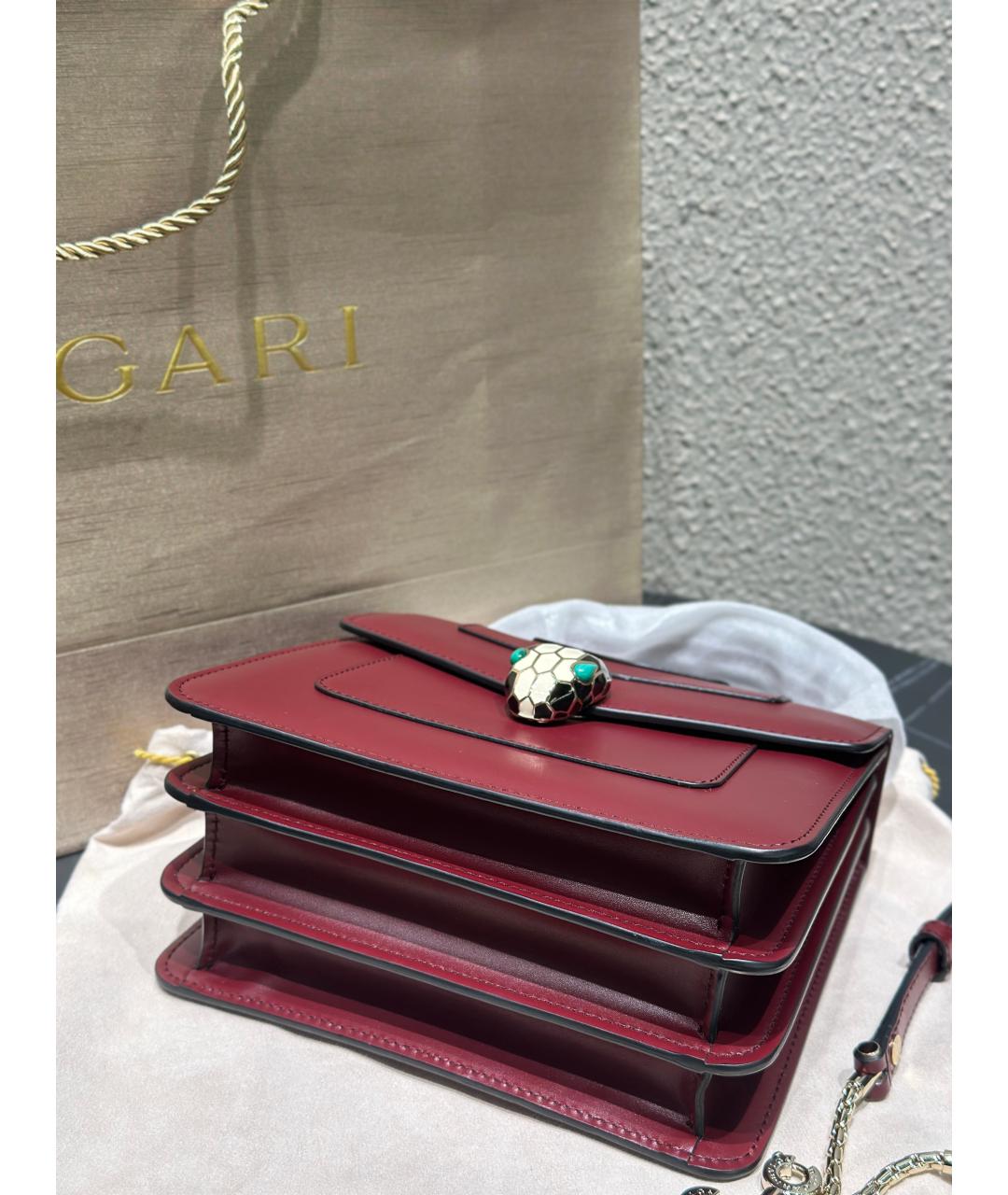 BVLGARI Бордовая кожаная сумка с короткими ручками, фото 3