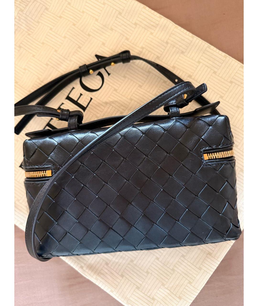 BOTTEGA VENETA Черная кожаная сумка через плечо, фото 7