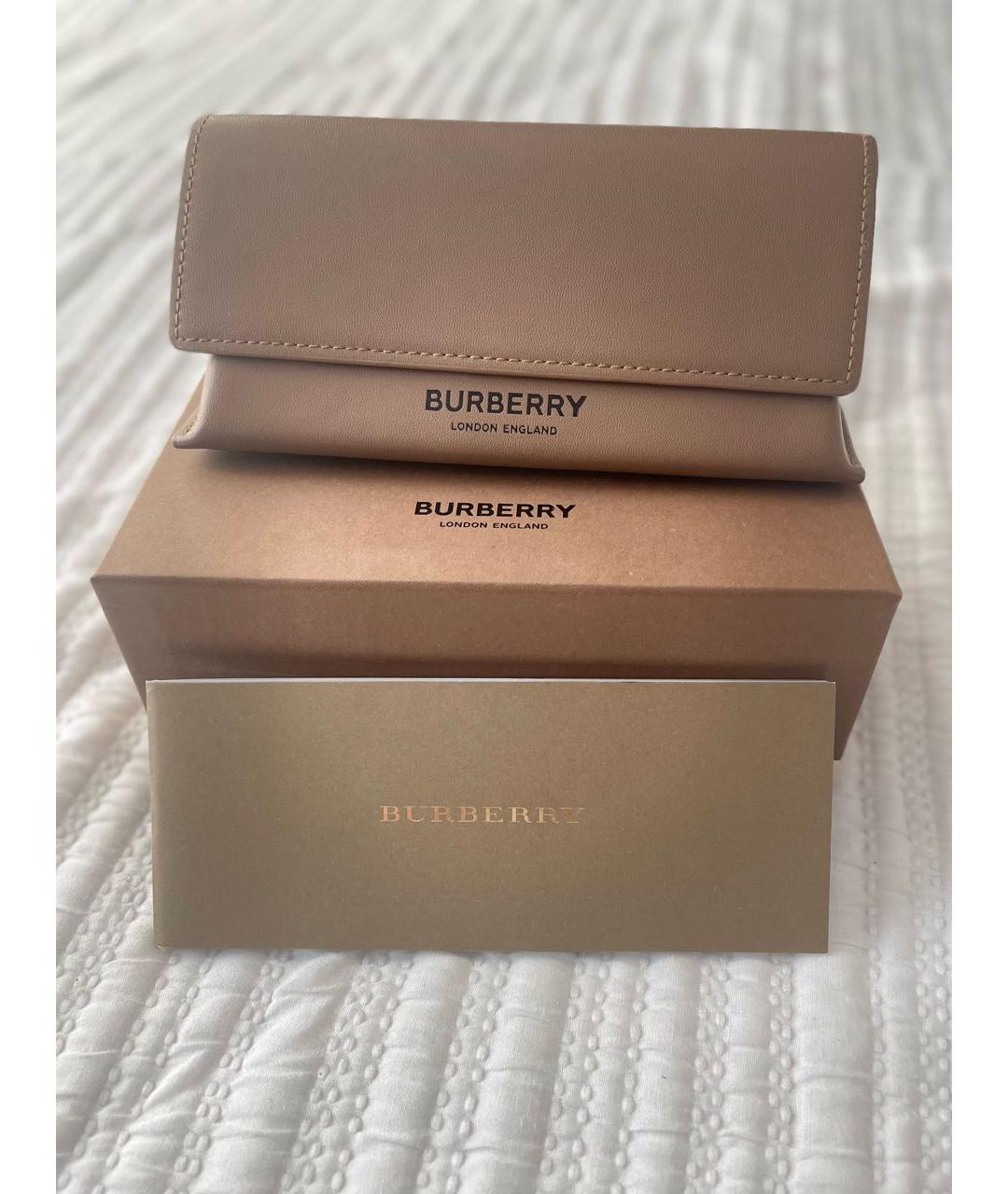 BURBERRY Черные пластиковые солнцезащитные очки, фото 6