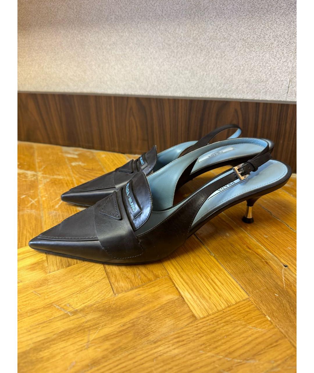 PRADA Черные кожаные лодочки на низком каблуке, фото 5