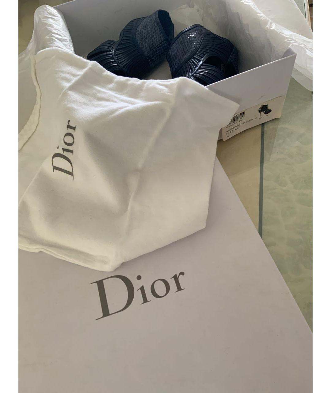 CHRISTIAN DIOR Темно-синие ботильоны из экзотической кожи, фото 5