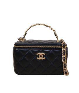 CHANEL Косметичка