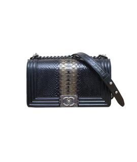 CHANEL Сумка через плечо