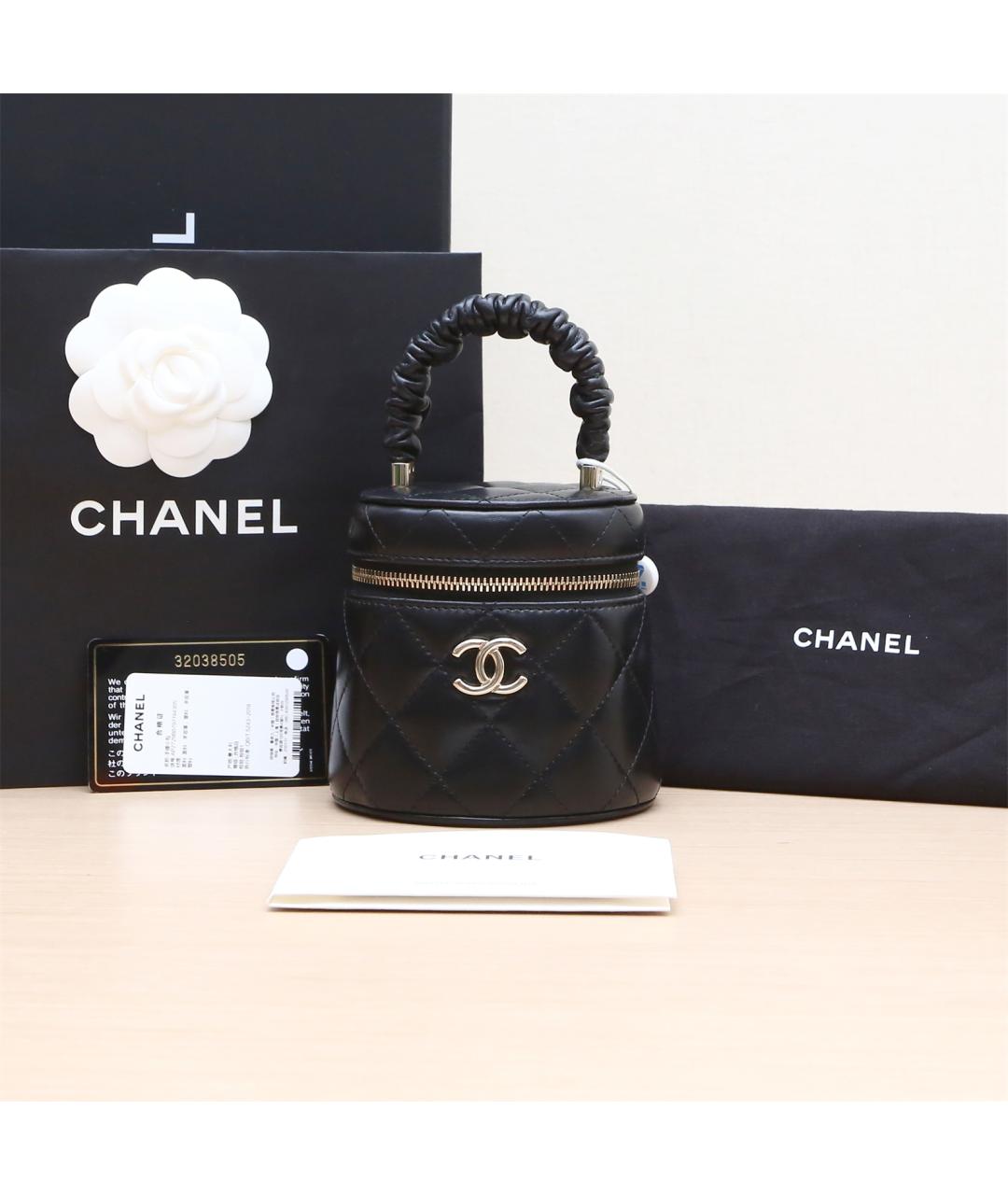 CHANEL Черная кожаная сумка через плечо, фото 2