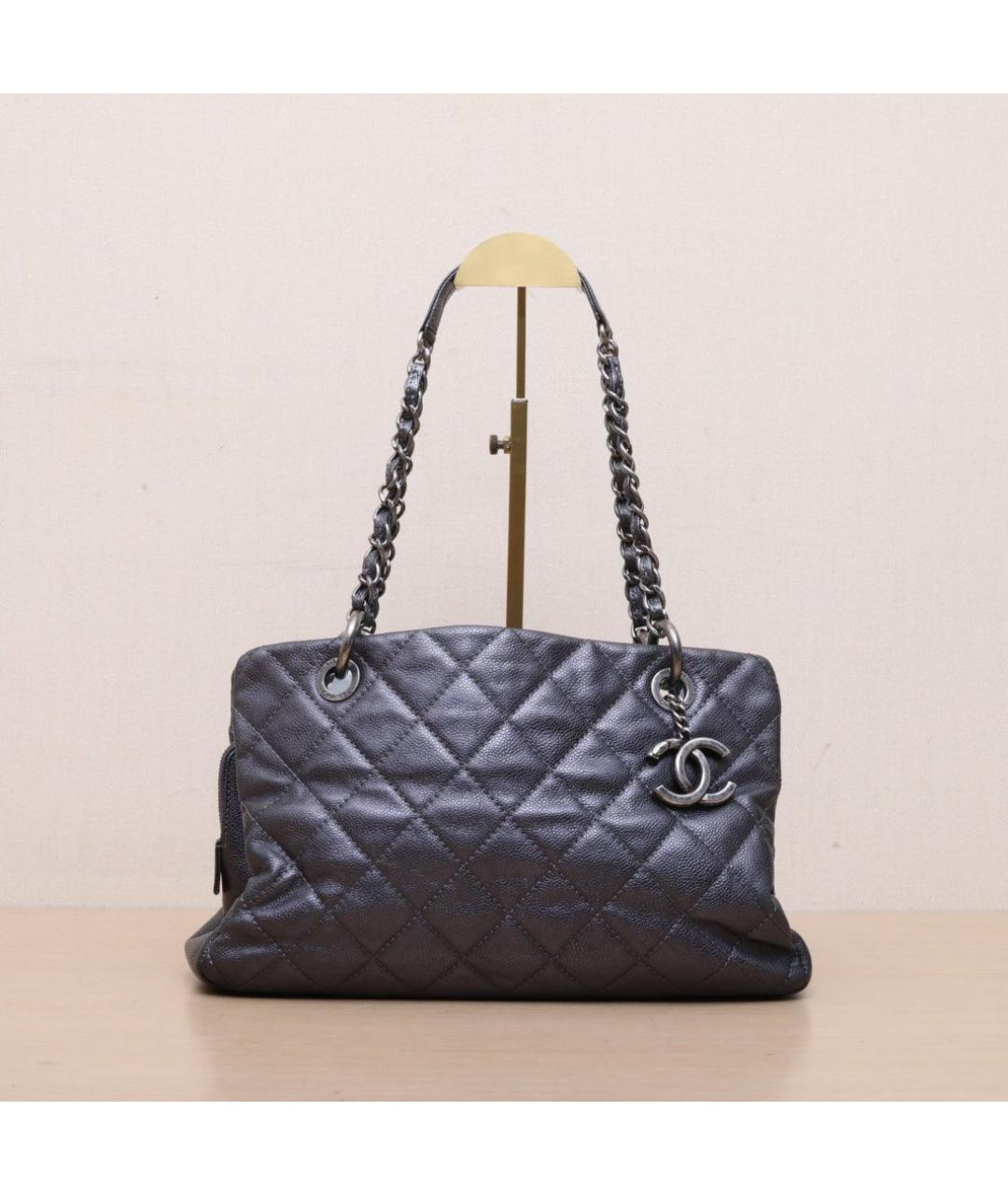 CHANEL Черная кожаная сумка тоут, фото 3
