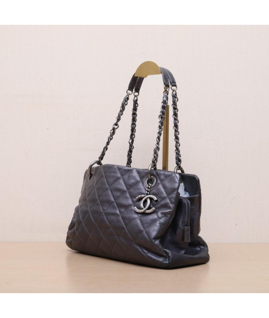 CHANEL Черная кожаная сумка тоут, фото 4