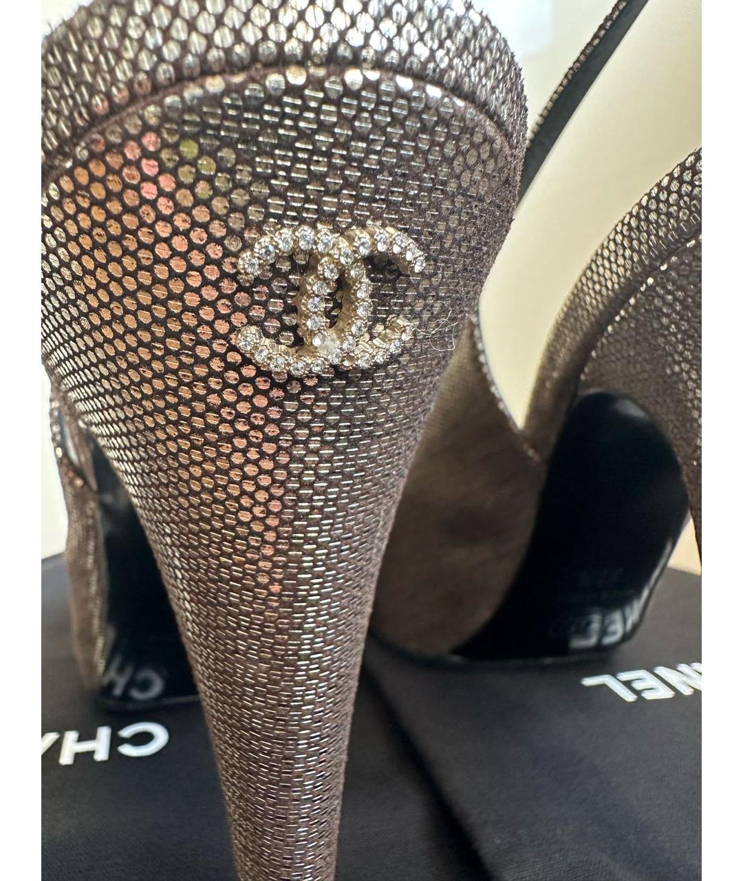 CHANEL Серебряные кожаные босоножки, фото 5