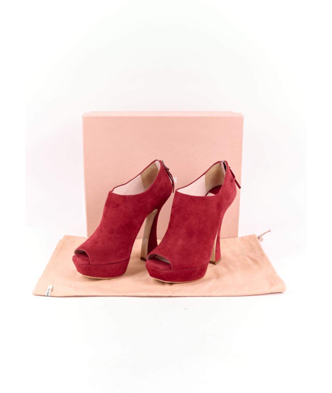 MIU MIU Бордовые замшевые ботильоны, фото 6