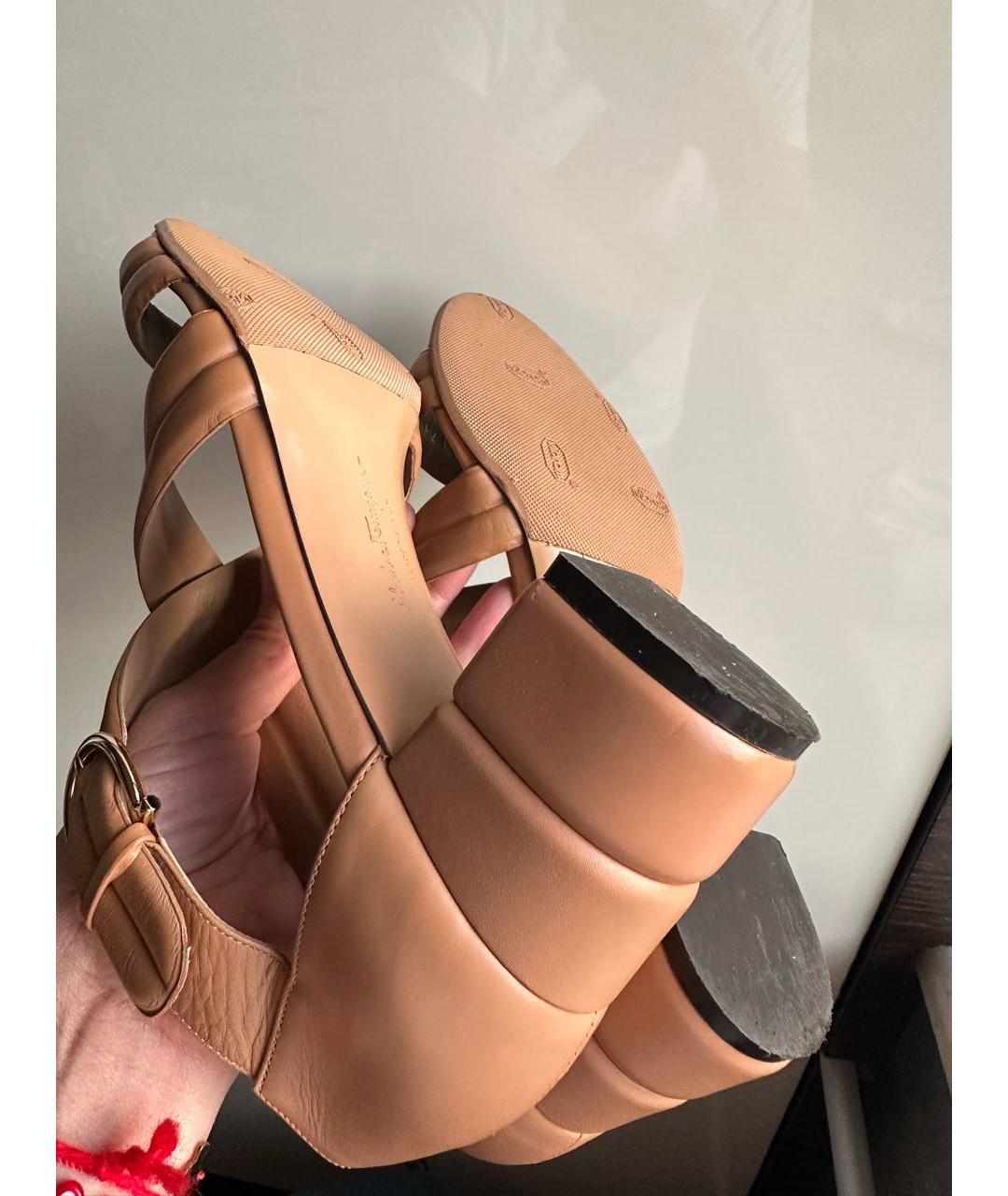 FERRAGAMO Кожаные босоножки, фото 7