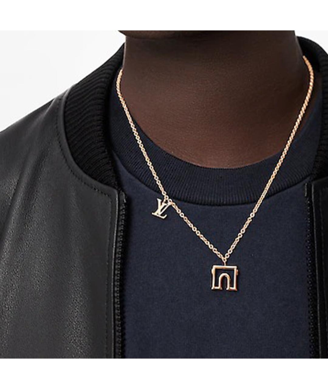 LOUIS VUITTON Золотая металлическая подвеска, фото 3