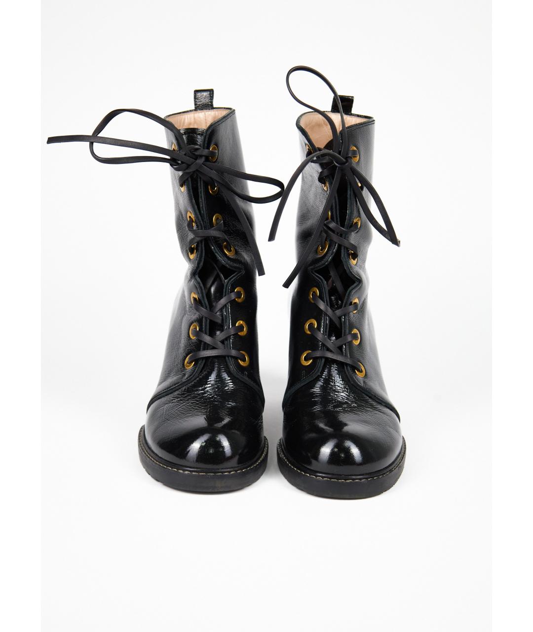 STUART WEITZMAN Черные ботильоны из лакированной кожи, фото 3