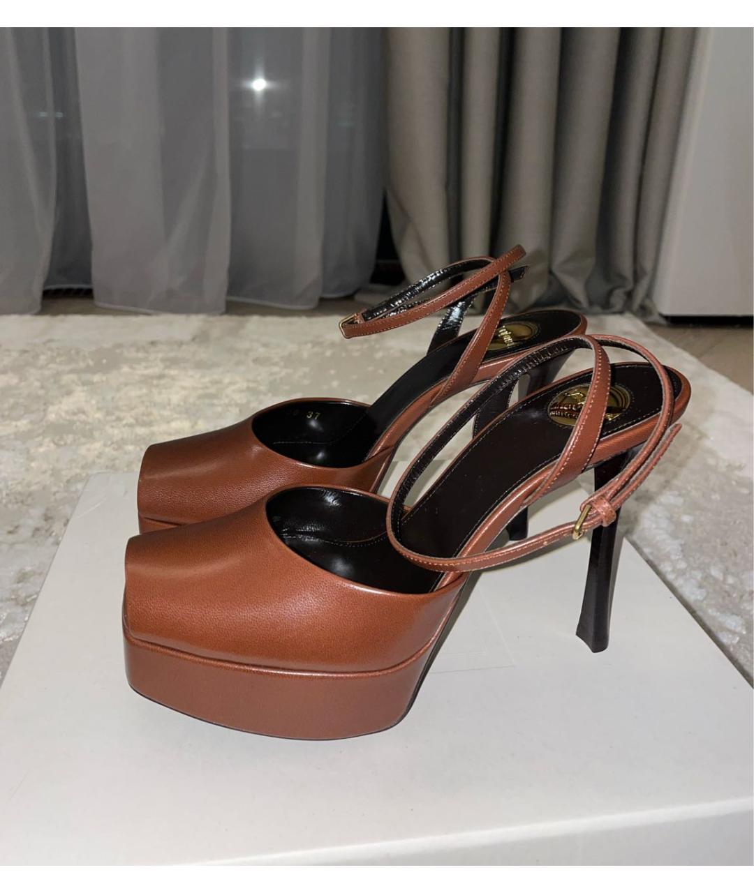 SAINT LAURENT Коричневые кожаные босоножки, фото 5