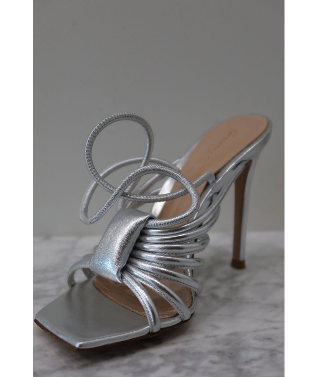 GIANVITO ROSSI Серебряные кожаные босоножки, фото 3