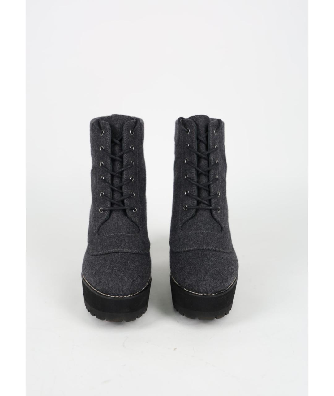 STUART WEITZMAN Серые текстильные ботильоны, фото 3