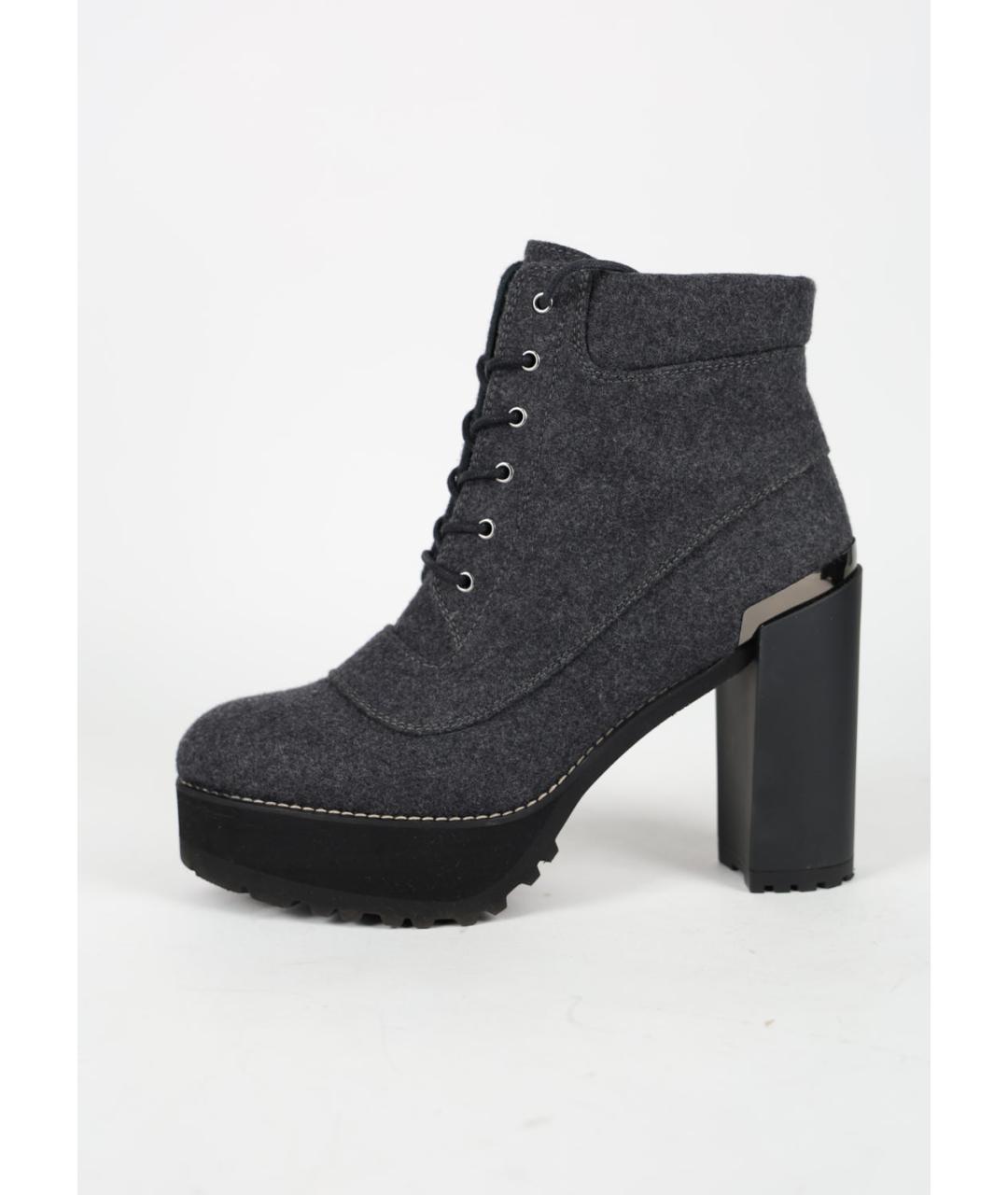 STUART WEITZMAN Серые текстильные ботильоны, фото 7