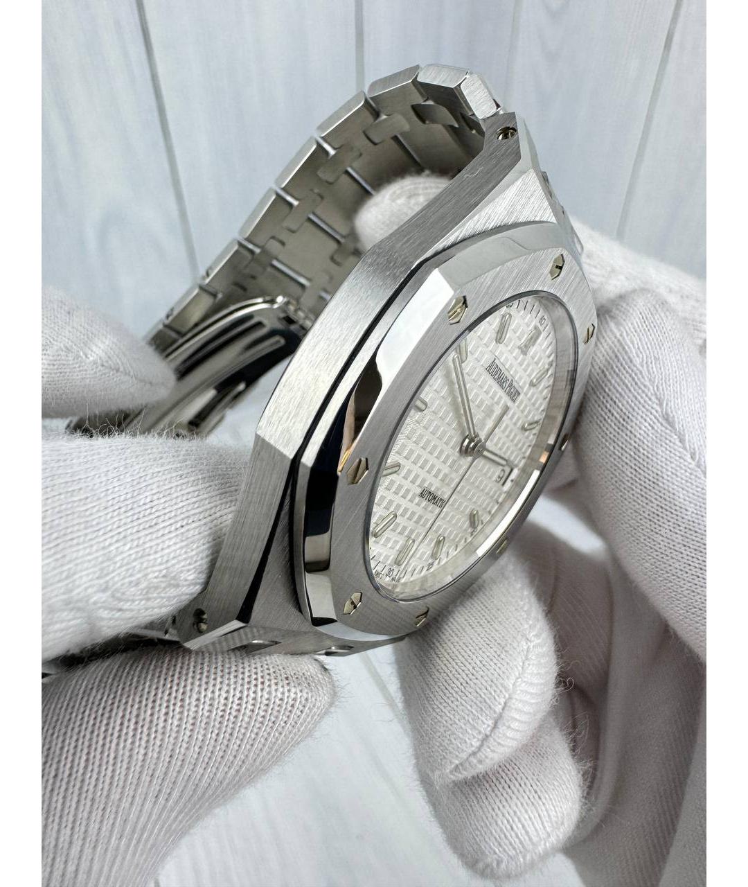 Audemars Piguet Бежевые часы, фото 3