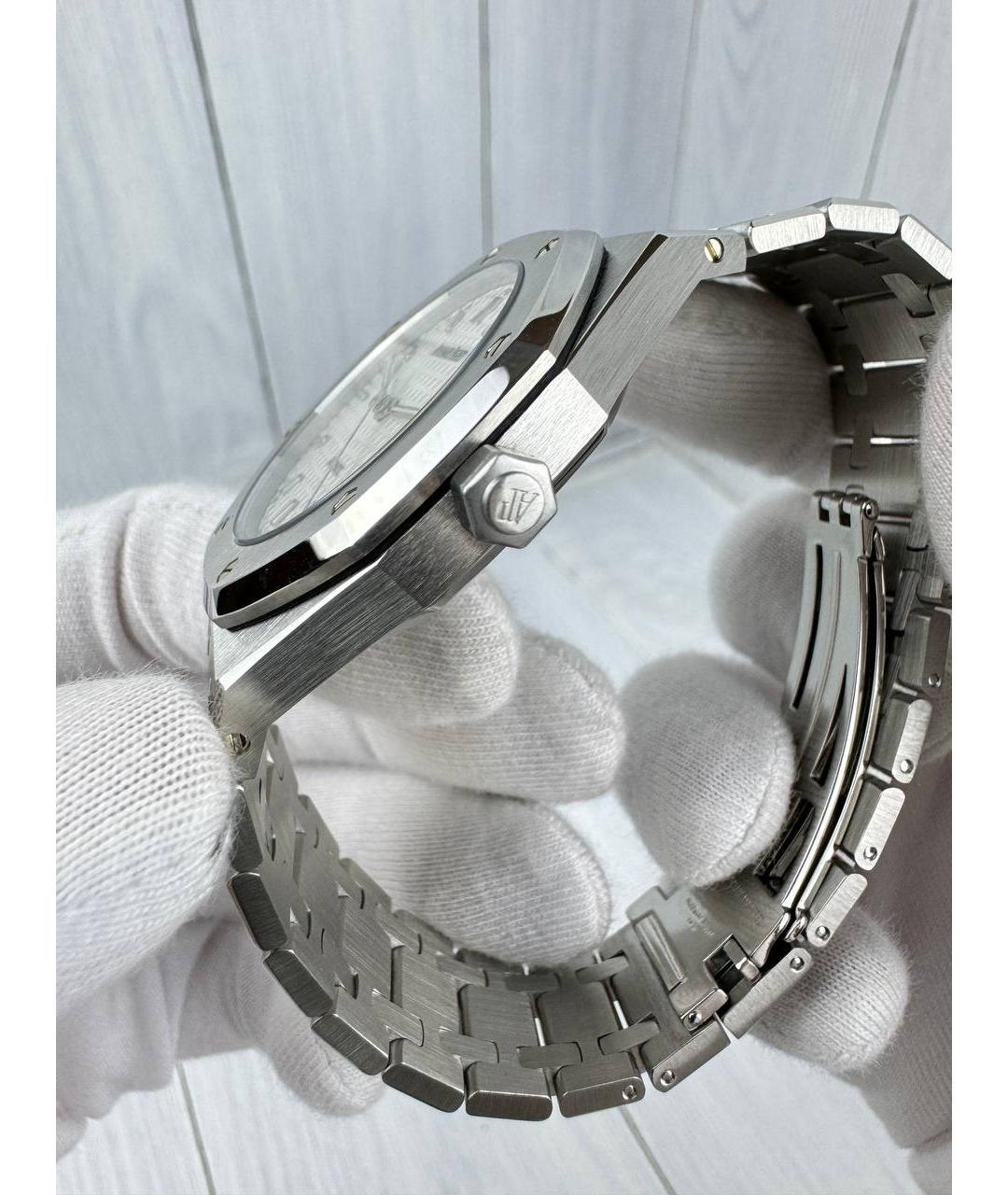 Audemars Piguet Бежевые часы, фото 4