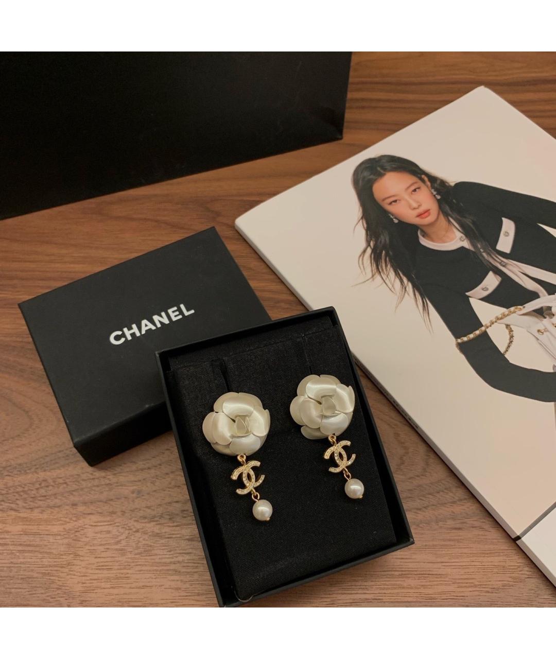CHANEL Белые серьги, фото 4