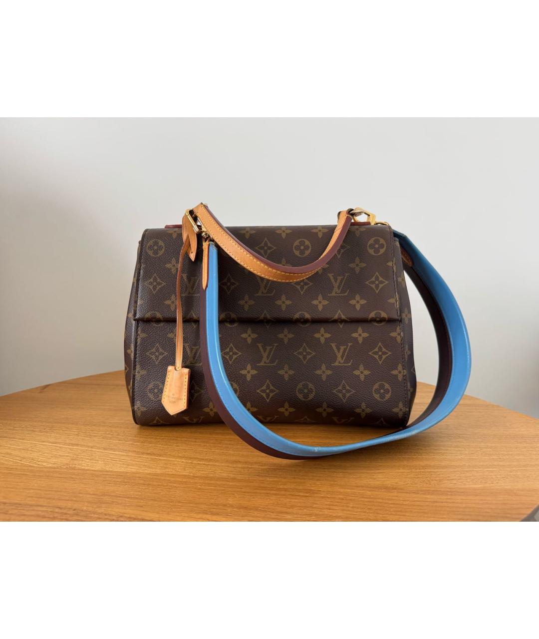 LOUIS VUITTON Коричневая кожаная сумка с короткими ручками, фото 2