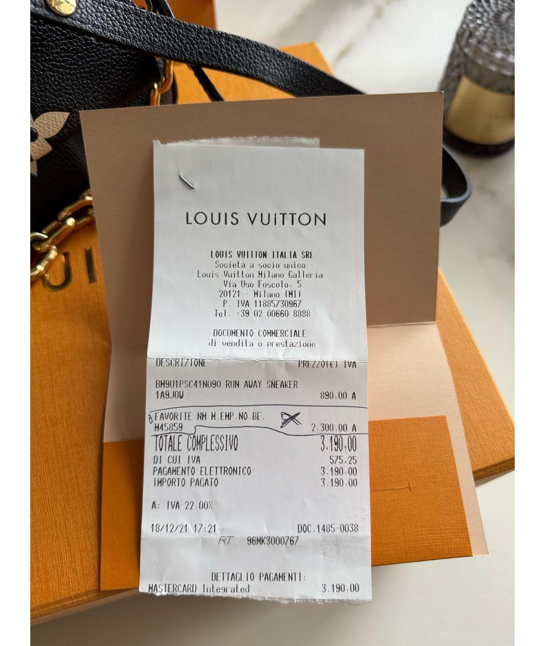 LOUIS VUITTON Черная кожаная сумка через плечо, фото 5