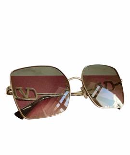 VALENTINO Солнцезащитные очки