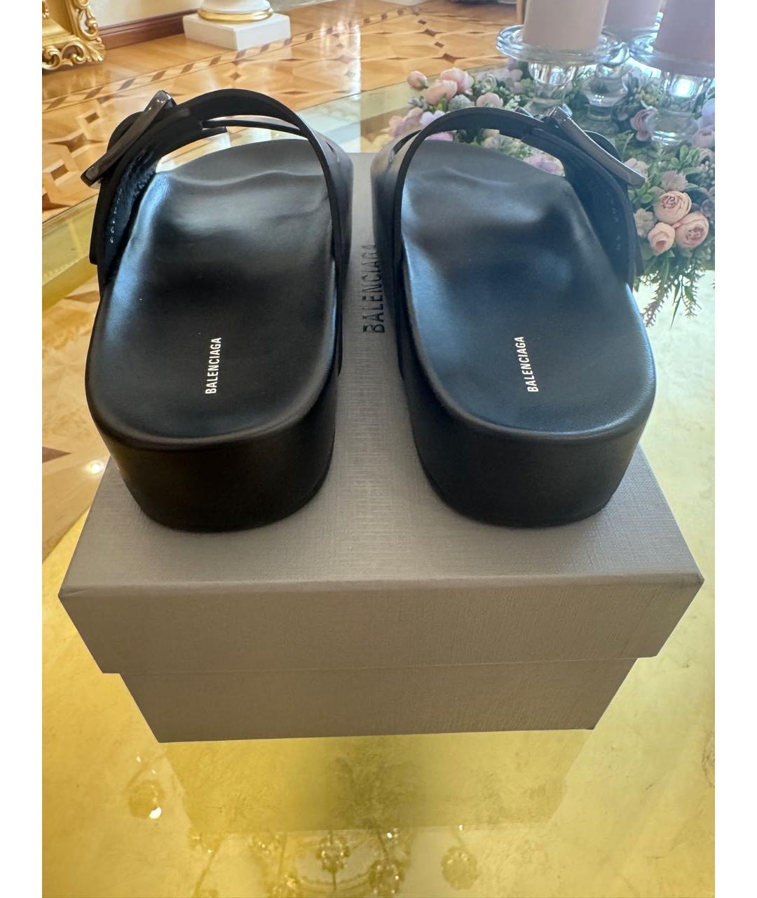 BALENCIAGA Черные кожаные мюли, фото 4