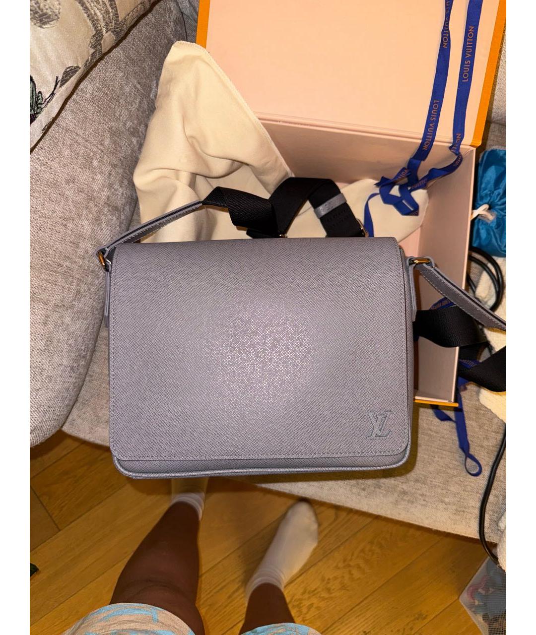 LOUIS VUITTON Серая кожаная сумка на плечо, фото 7