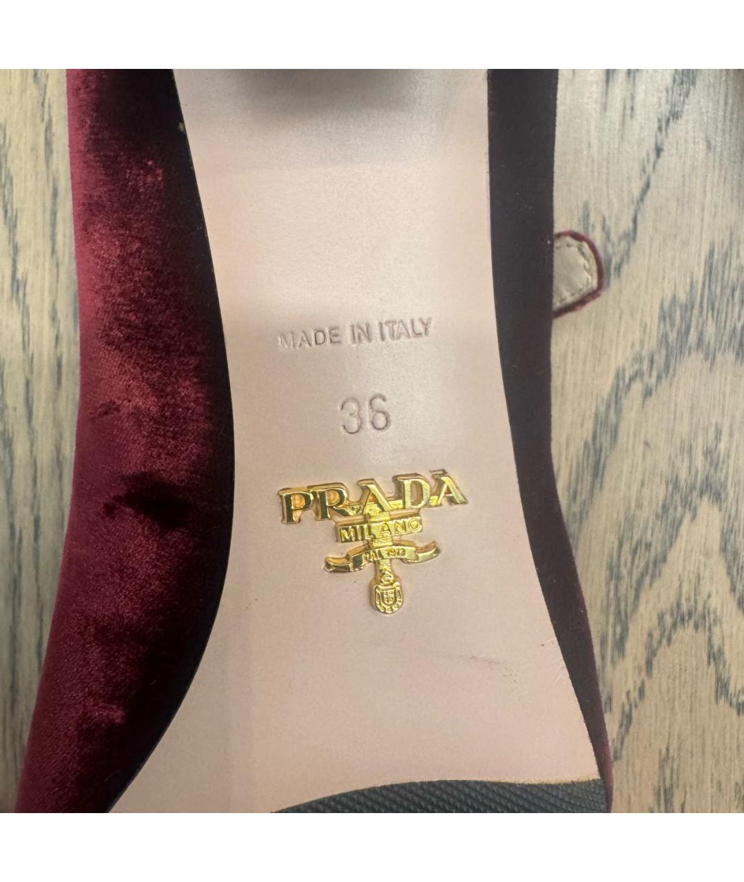 PRADA Бордовые бархатные туфли, фото 6