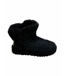 UGG AUSTRALIA Ботинки