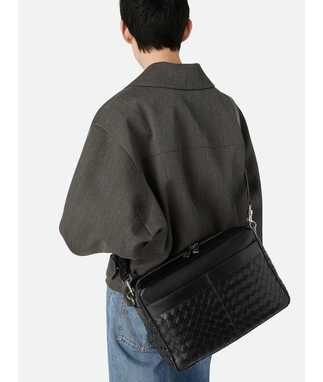 BOTTEGA VENETA Черная кожаная сумка на плечо, фото 2