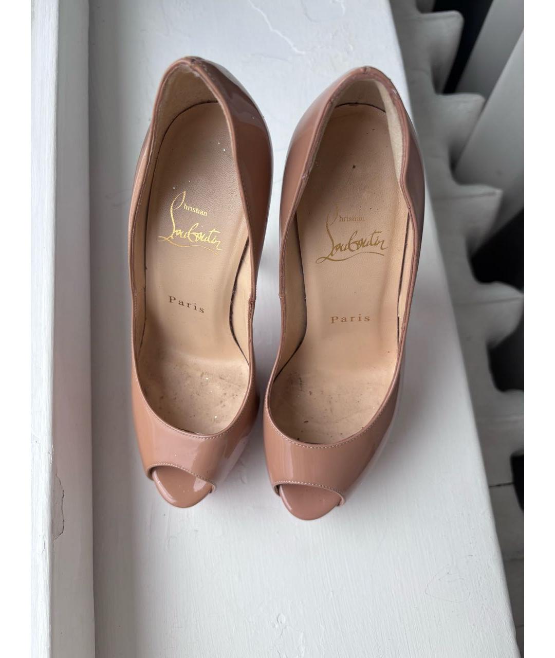 CHRISTIAN LOUBOUTIN Бежевые кожаные туфли, фото 2