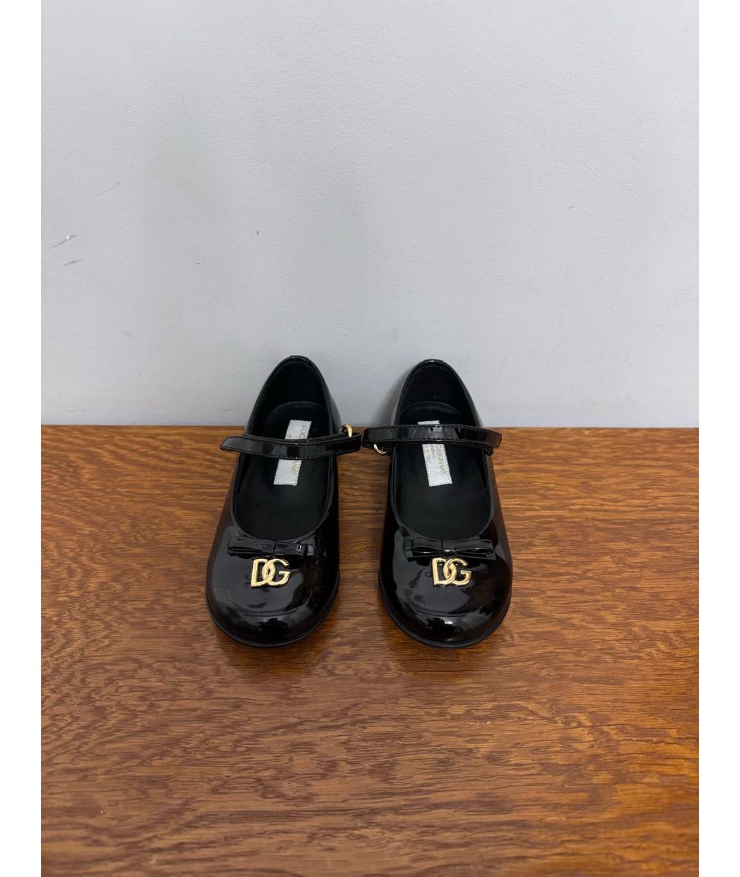 DOLCE & GABBANA KIDS Черные балетки и туфли из лакированной кожи, фото 3